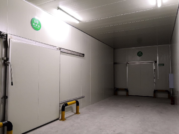 農(nóng)產(chǎn)品交易市場(chǎng)建個(gè)1萬立方農(nóng)產(chǎn)品冷庫(kù)要多少錢? 農(nóng)產(chǎn)品交易市場(chǎng)建個(gè)1萬立方農(nóng)產(chǎn)品冷庫(kù)要多少錢?